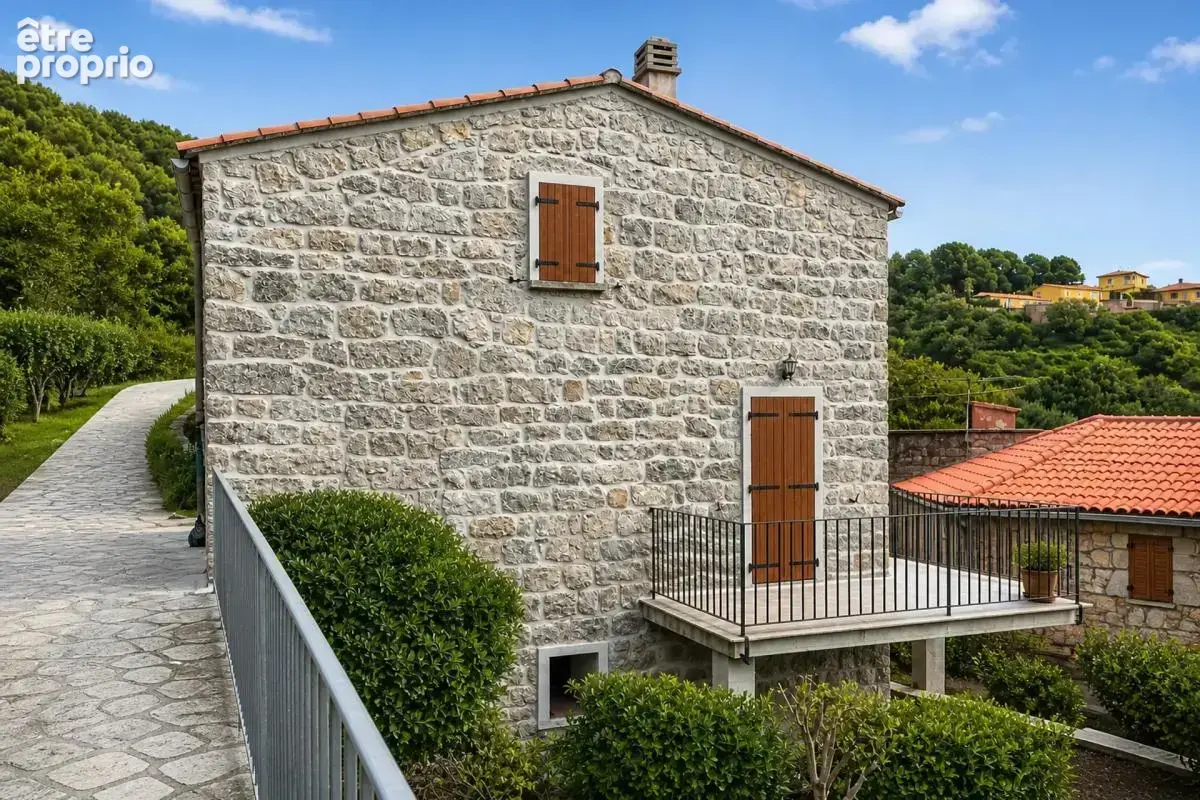 Maison de 5 pièces de 118 m² à Fozzano - photo 10