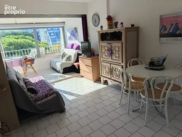 Appartement avec coin nuit residence avec piscine et parking - photo 2
