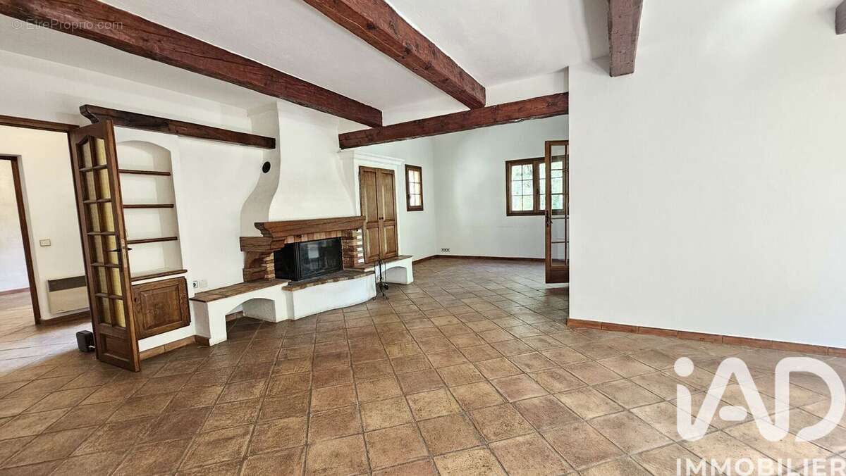 Photo 8 - Maison à TOURRETTES-SUR-LOUP