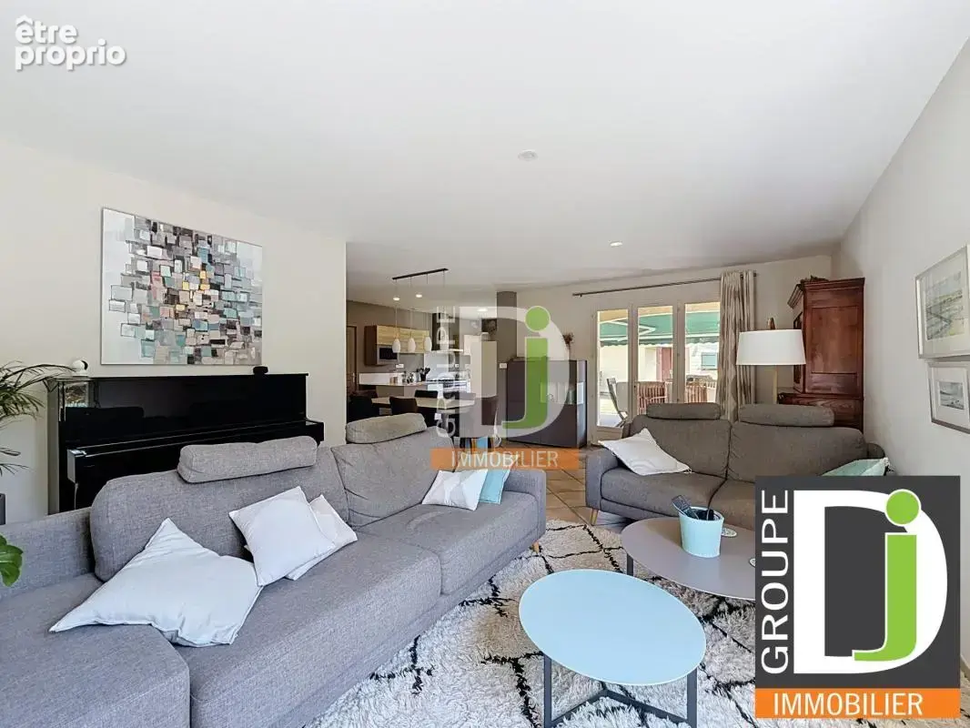 A vendre, montoison maison de 140 m² avec piscine - photo 7