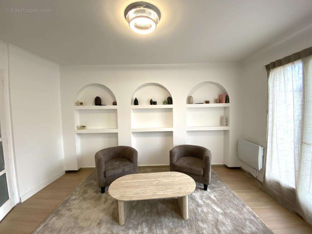 Maison à ROSNY-SUR-SEINE