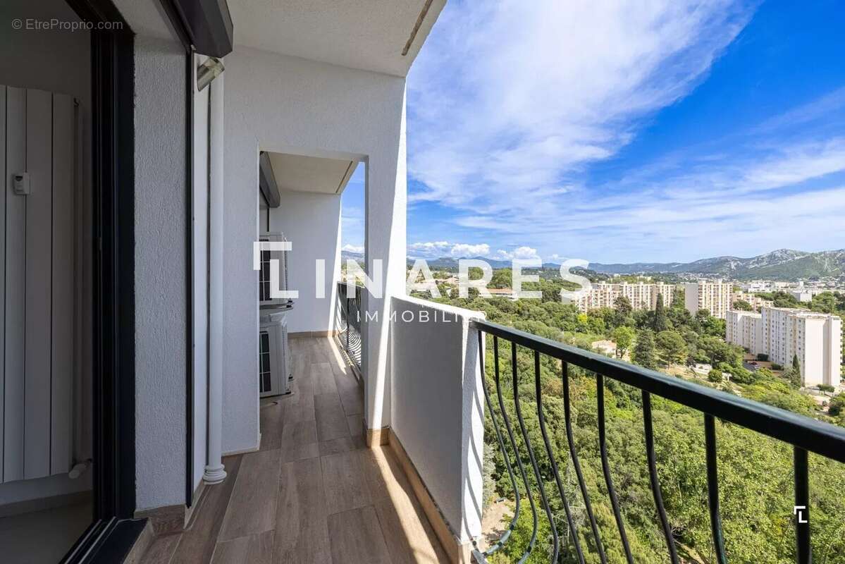 Appartement à MARSEILLE-12E