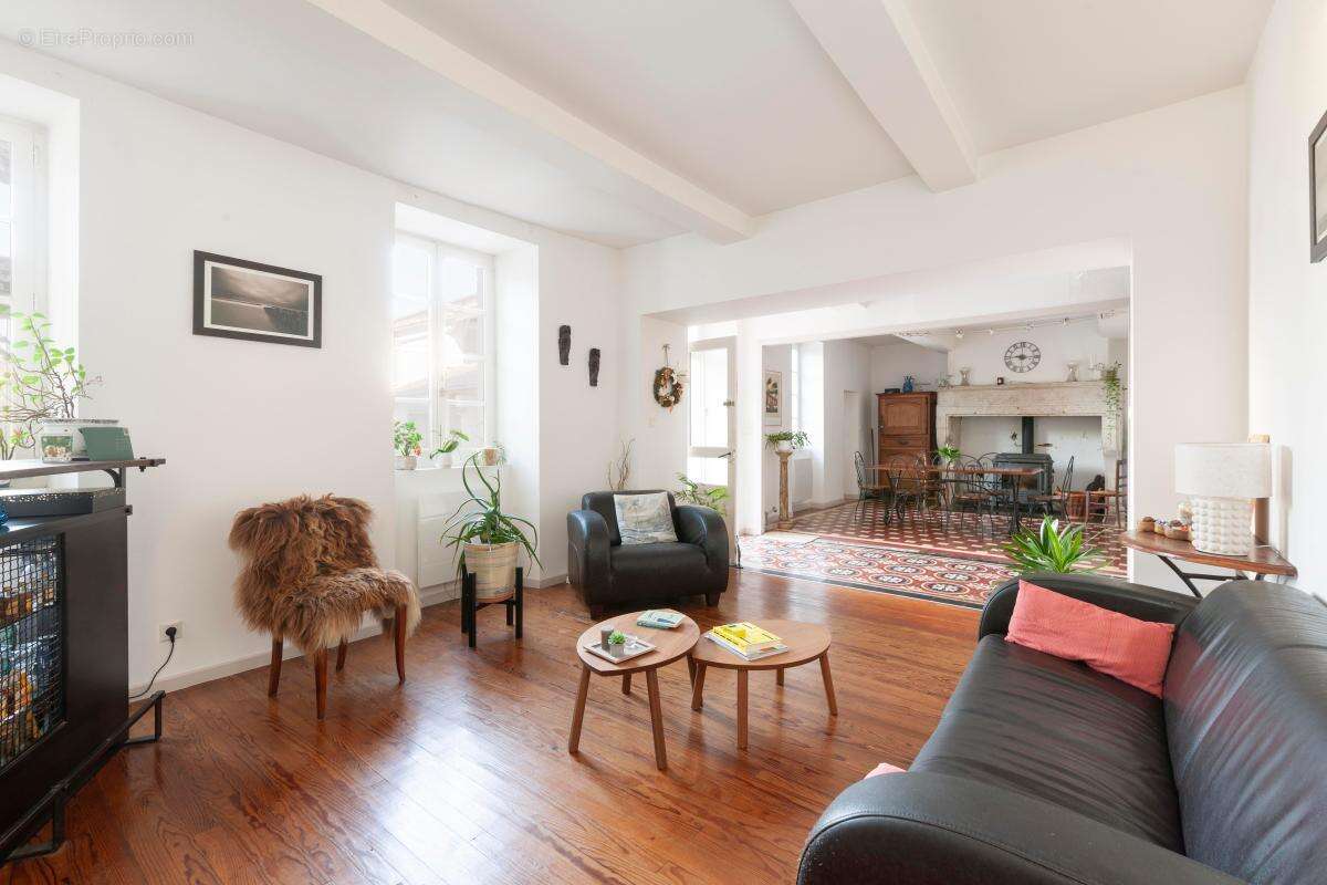 Maison à HAGETMAU