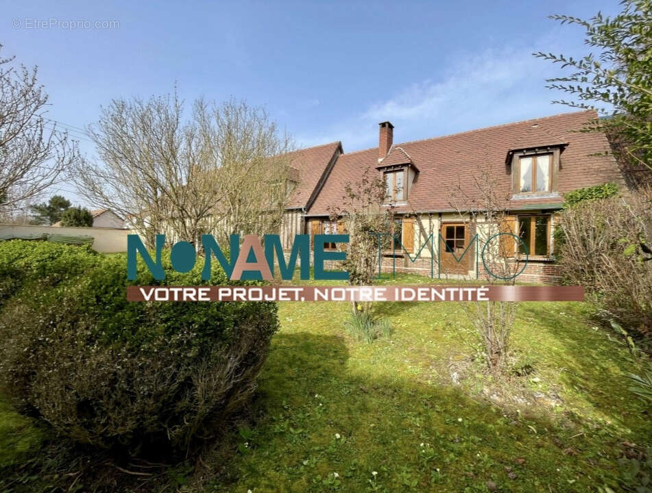 Maison à ARNIERES-SUR-ITON