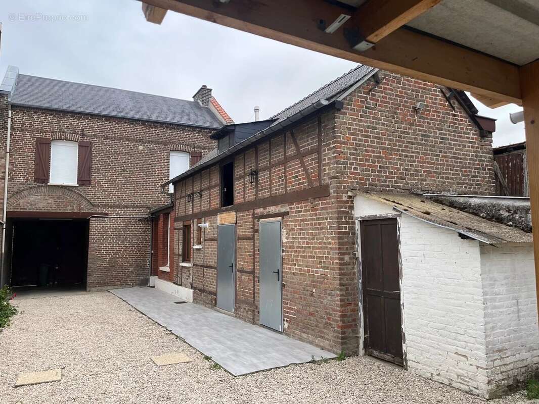 Amiens pont de Metz garage sous porche - photo 7