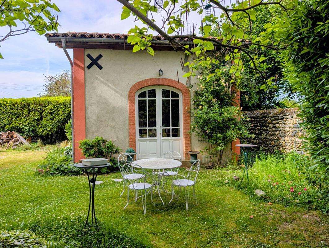 Maison à CAZERES