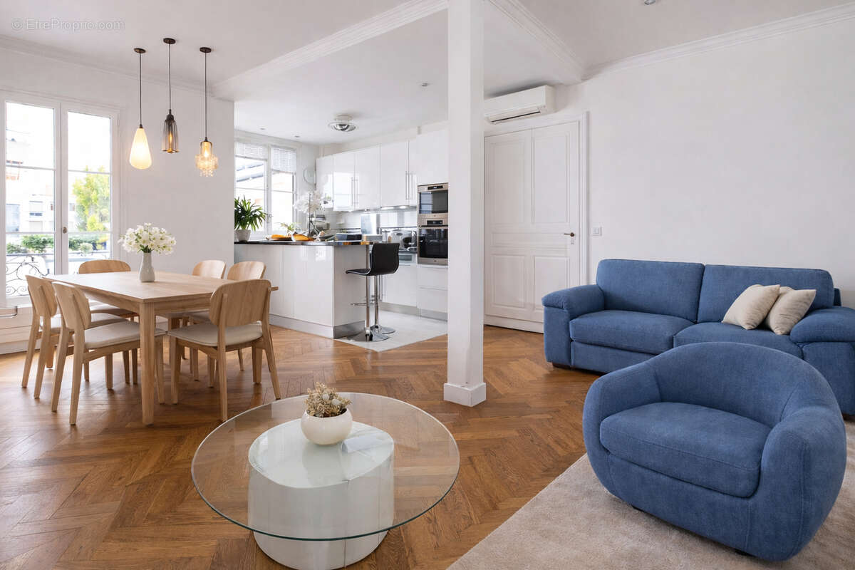 Appartement à PARIS-12E