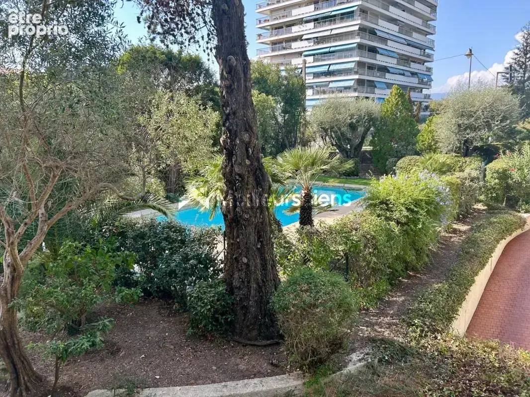 Cannes  : Grand 3 pièces de 98 m2, avec terrasse, garage et piscine - photo 22