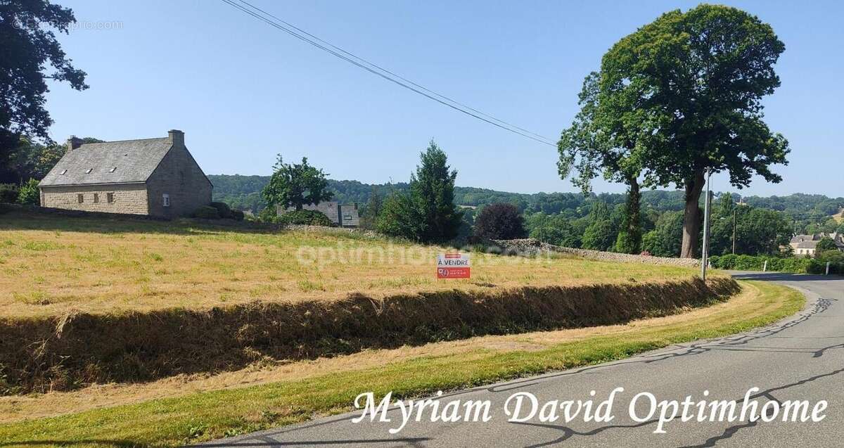 Terrain à bâtir de 2 260 m² proche de Gouarec - photo 6