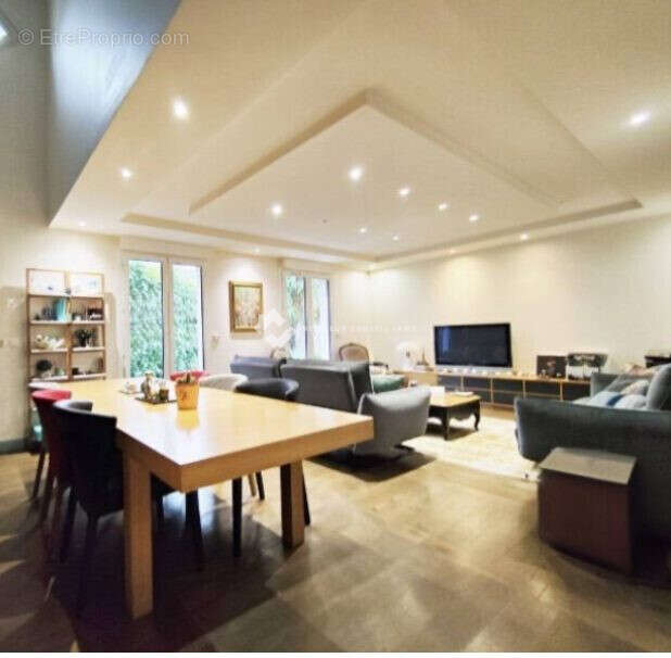 Appartement à LE RAINCY