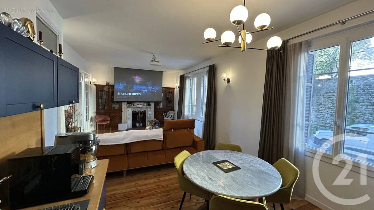 Appartement à CORTE