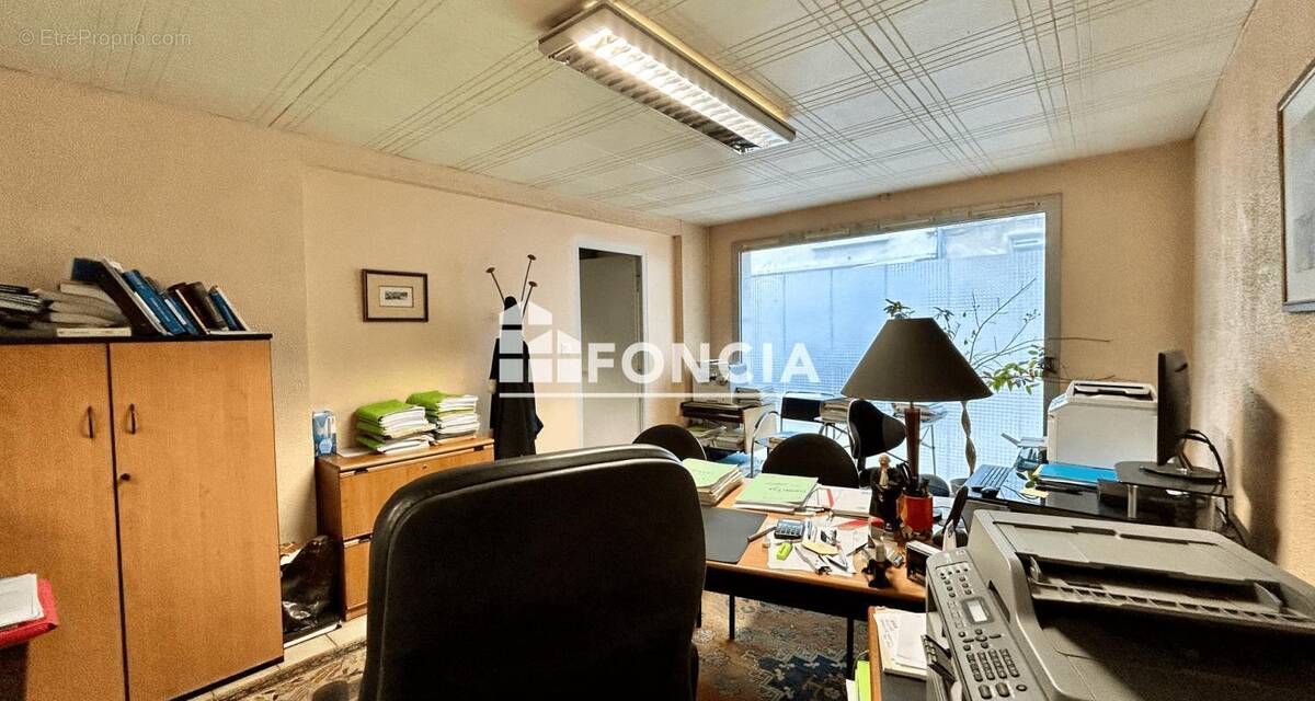 Commerce à POITIERS