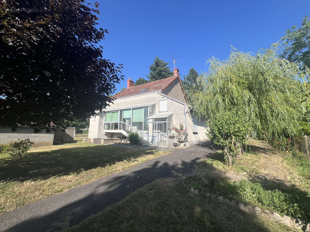 Maison à CHATEAUMEILLANT