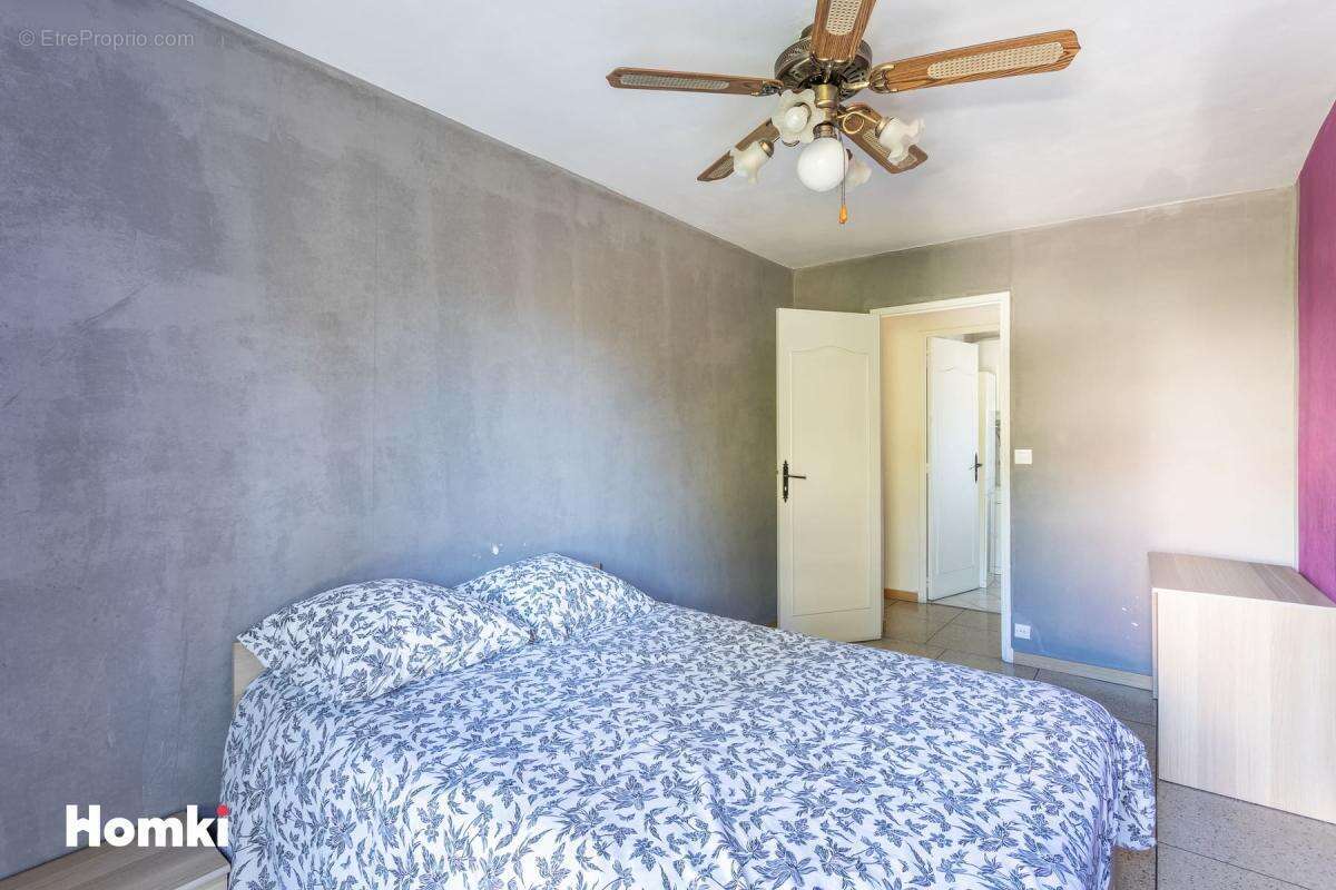 Appartement à MARSEILLE-12E