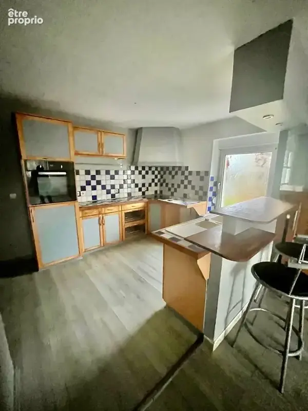 Appartement 4 pièces 100 m² à vendre à Luxeuil-Les-Bains (70300) - photo 3