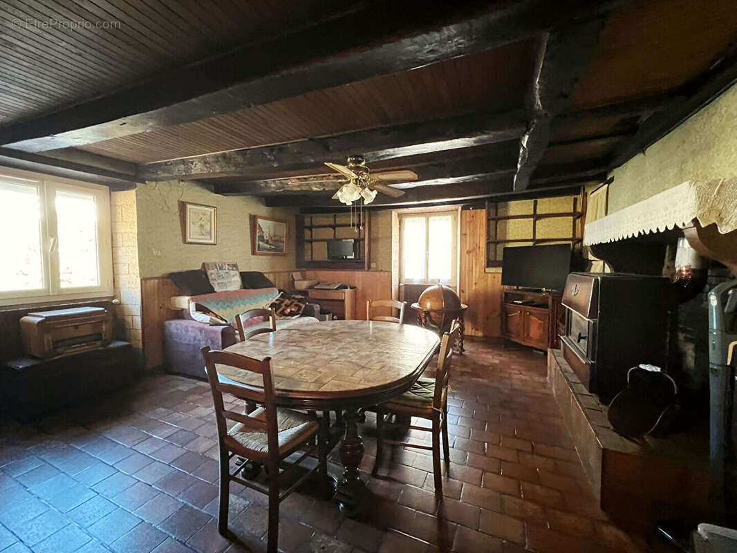 Maison à ANCHE