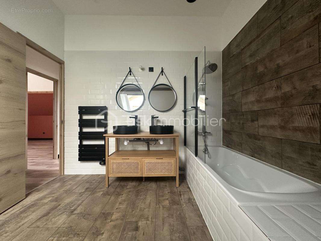 Maison à MORET-SUR-LOING