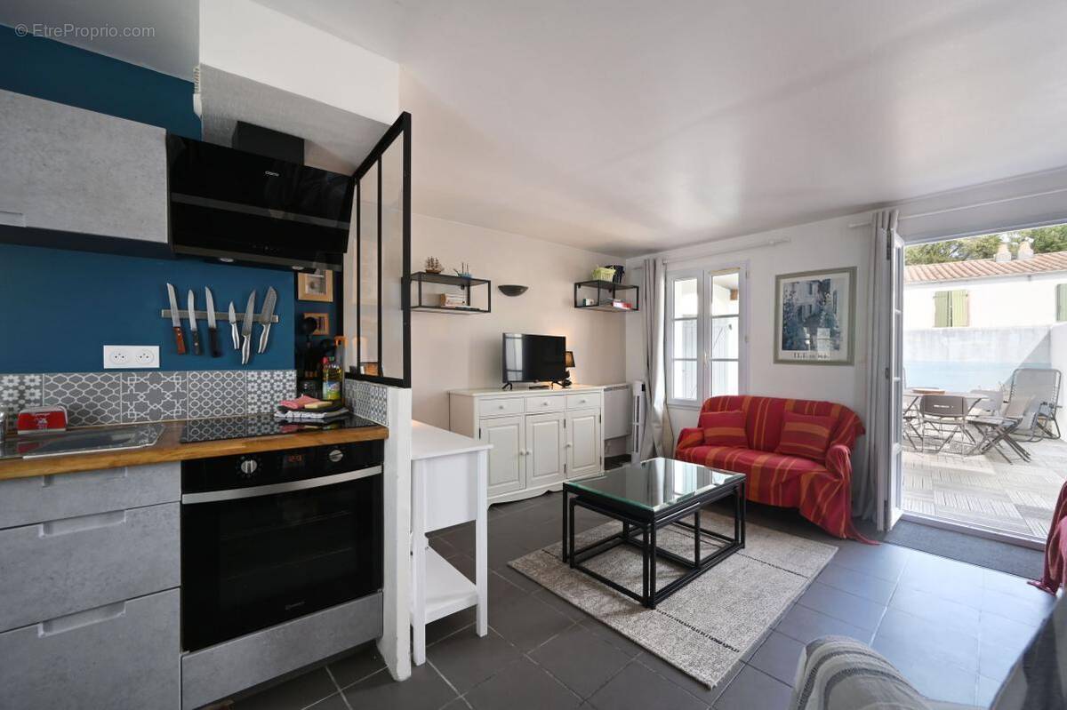 Maison à LA FLOTTE