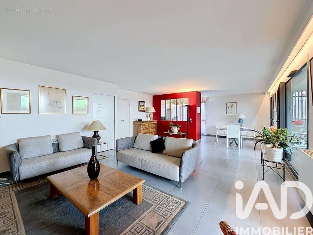 Photo 2 - Appartement à SAINT-DIDIER-AU-MONT-D'OR
