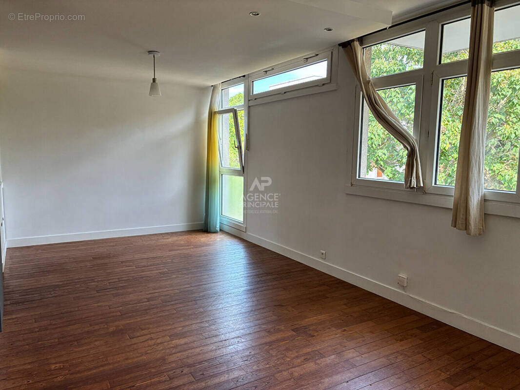 Appartement à MAISONS-LAFFITTE