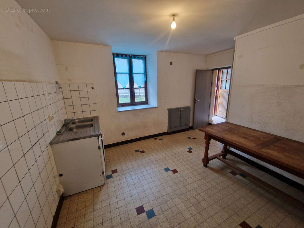 Maison à FOUGEROLLES