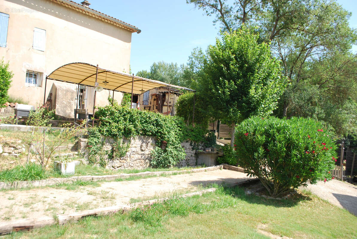 Maison à SALERNES