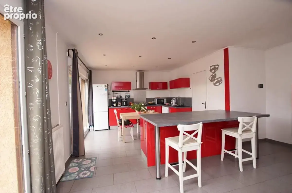 Maison T5 de plain-pied - MIONS NORD - photo 9