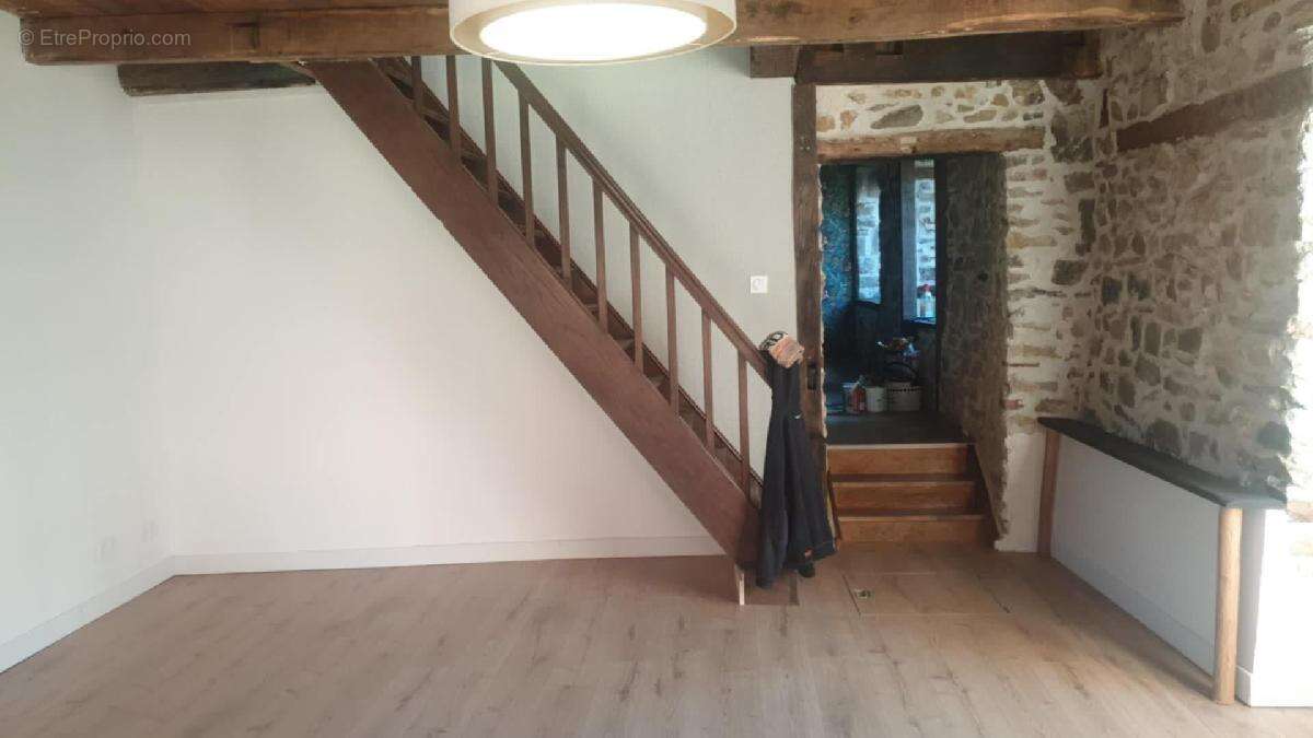 Maison à ROZIERS-SAINT-GEORGES