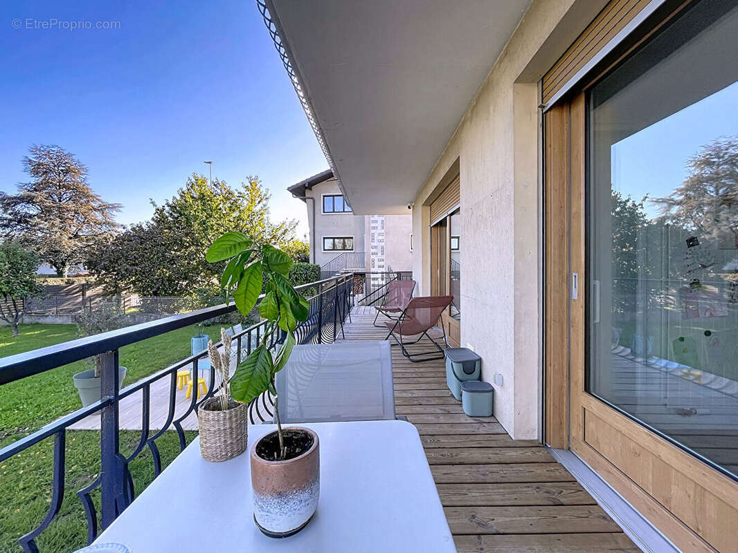 Appartement à MEYTHET