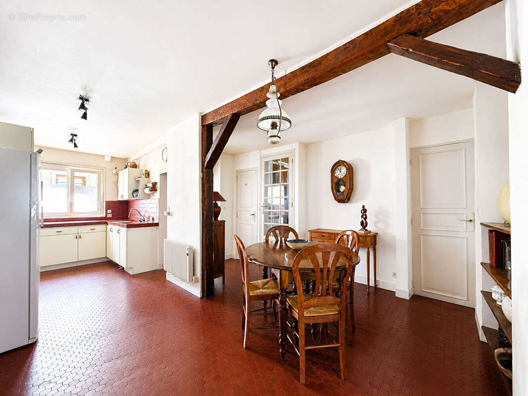 Maison en coeur de ville - photo 4