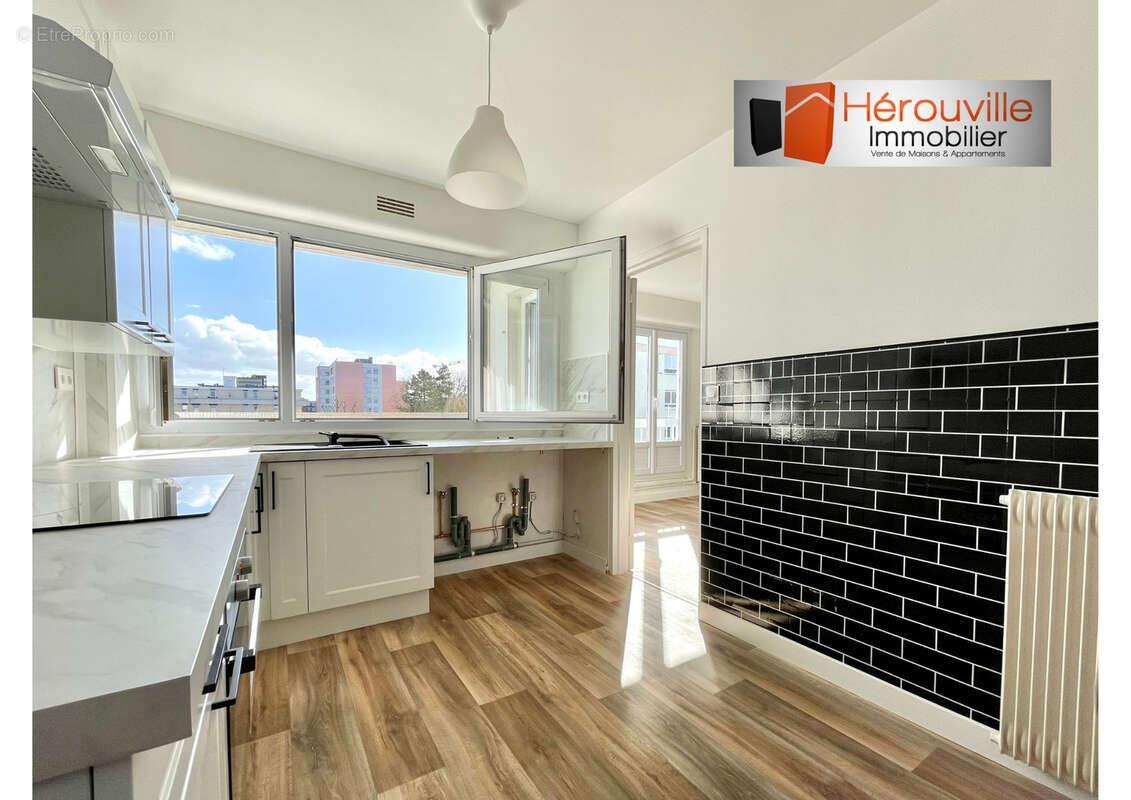 Appartement à HEROUVILLE-SAINT-CLAIR