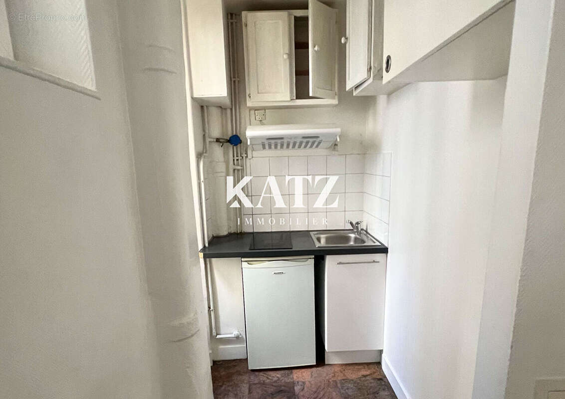 Appartement à PARIS-20E