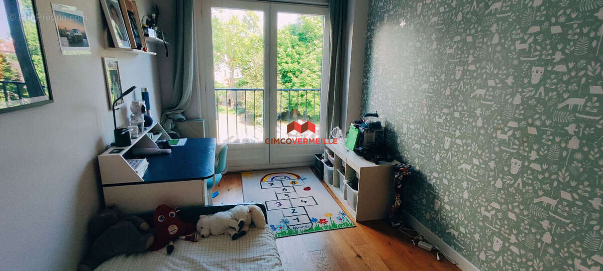 Appartement à LOUVECIENNES