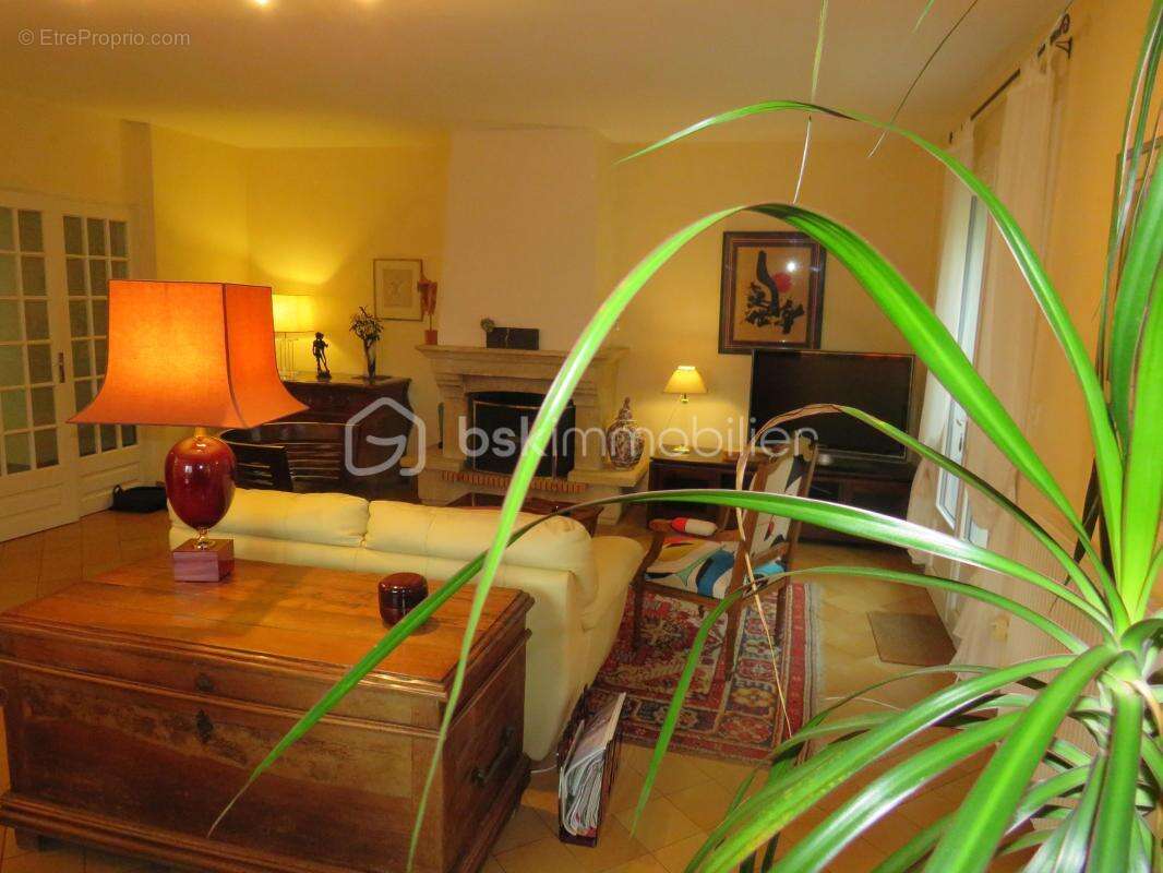 Jolie maison plain-pied de 133 m² sur grand terrain - photo 7