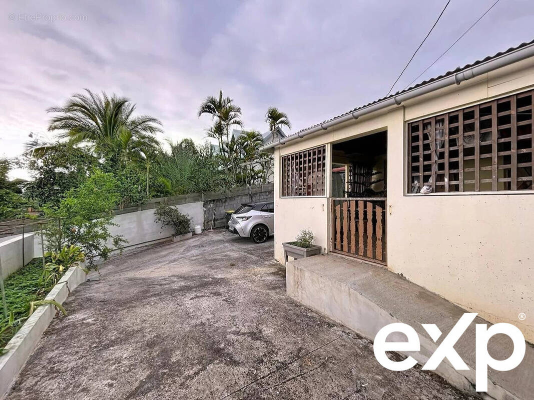 Maison à L'ETANG-SALE