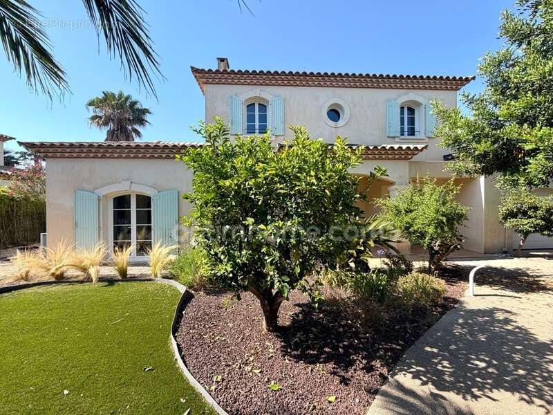 Maison à AIGUES-MORTES