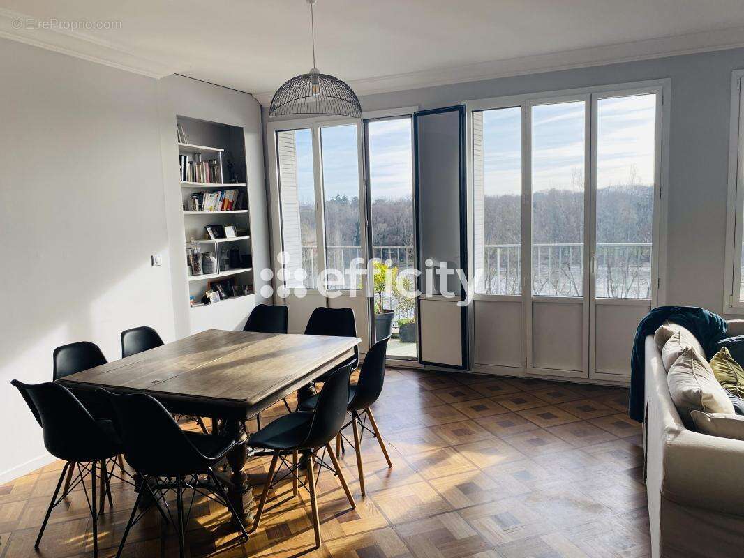 Appartement à CALUIRE-ET-CUIRE