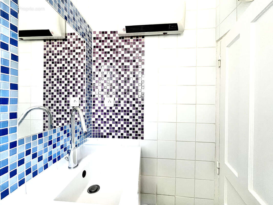Appartement à PARIS-20E
