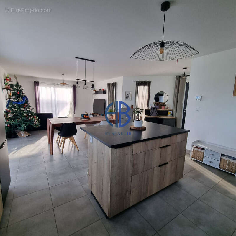 Maison à SAINT-JEAN-DE-SOUDAIN