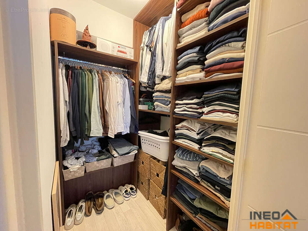 Appartement à LA MEZIERE
