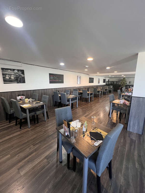 Commerce à CHAVELOT