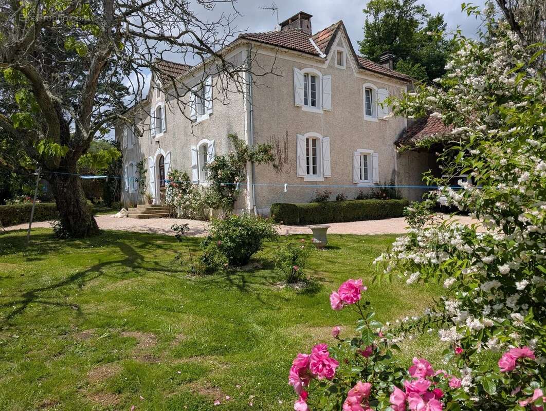 Maison à MADIRAN