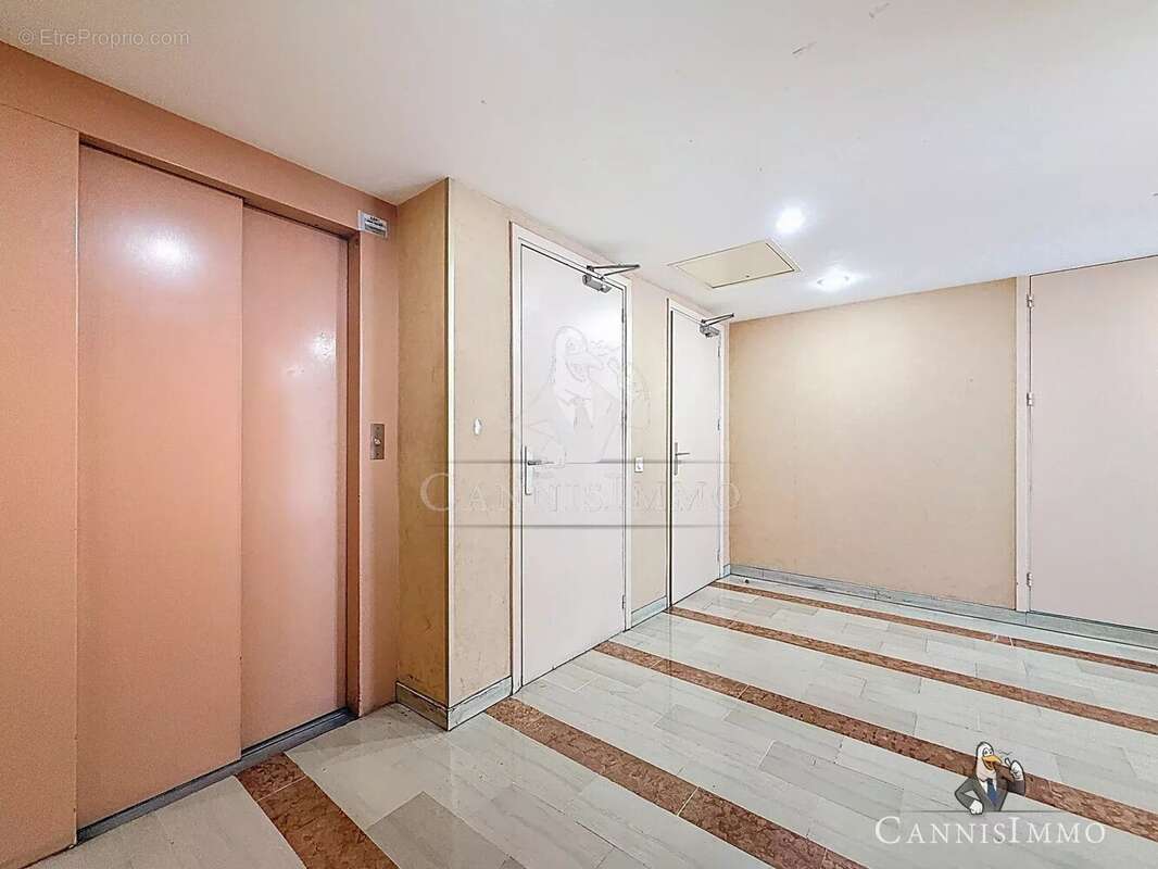Appartement à CANNES