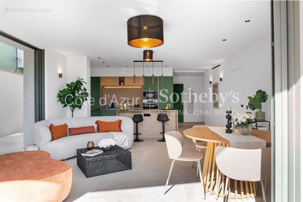 Appartement à LES ADRETS-DE-L'ESTEREL