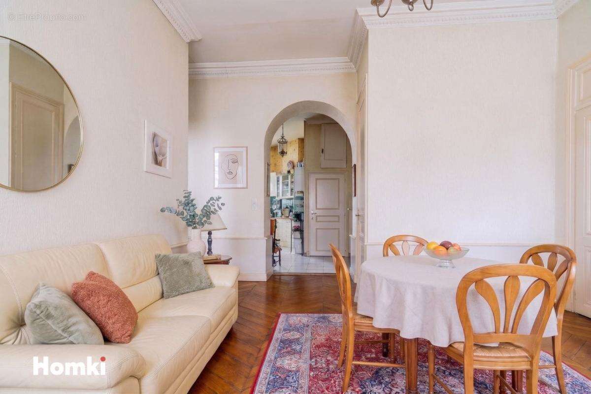 Appartement à LYON-7E