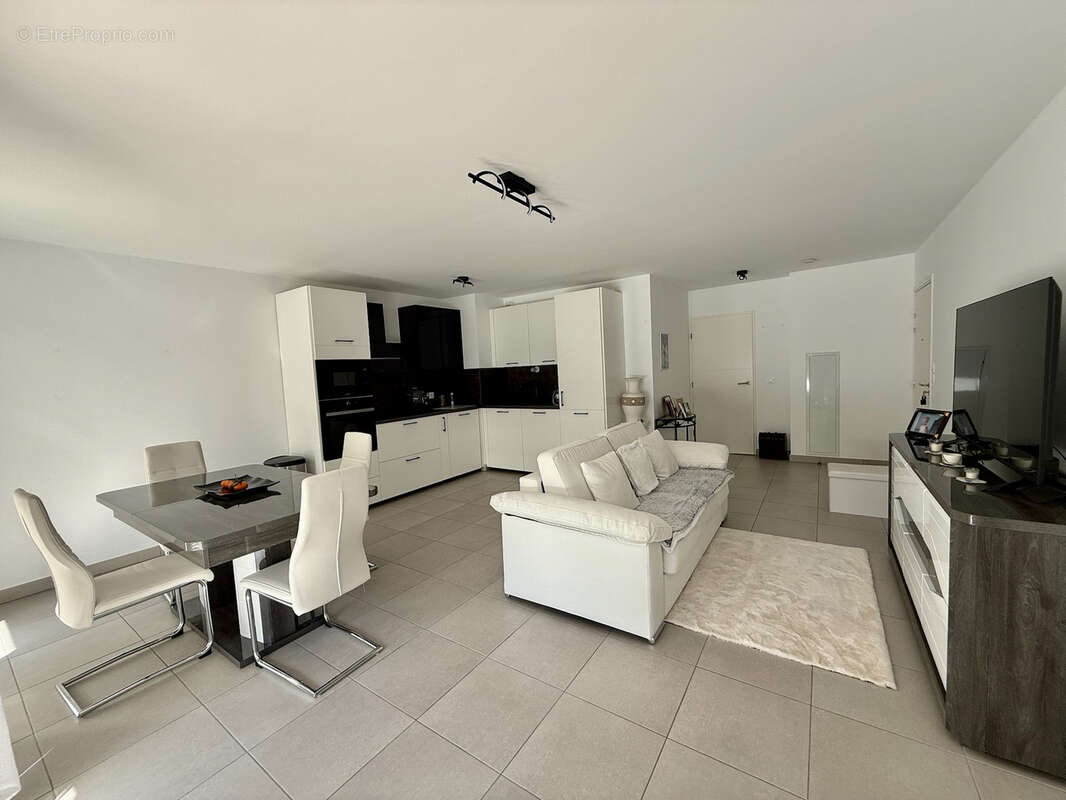 Appartement à CAGNES-SUR-MER