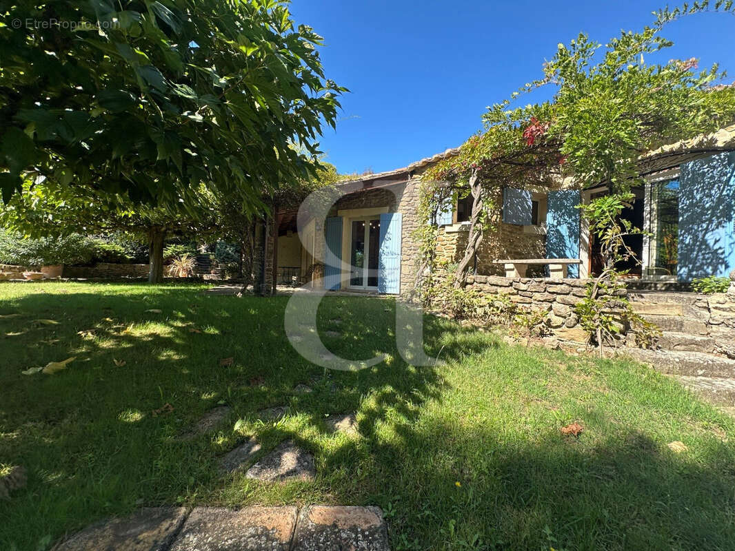 Maison à VAISON-LA-ROMAINE