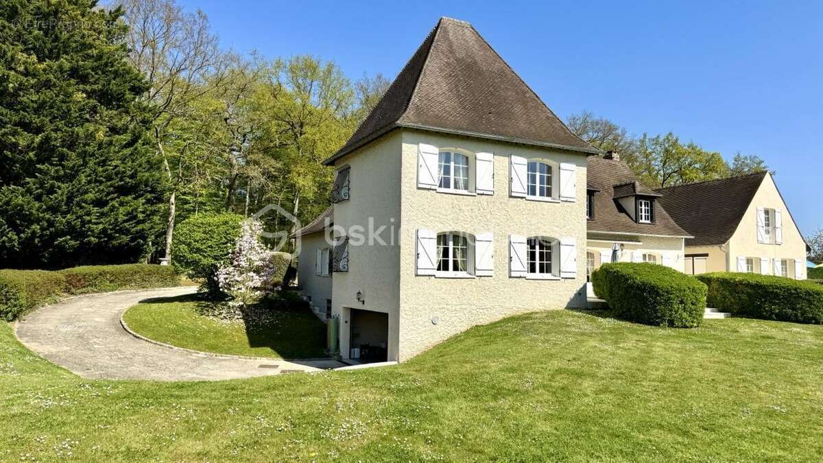 Domaine d’exception sur 2,4 hectares avec 3 habitations, piscine et étangs — 30 min Paris - photo 6