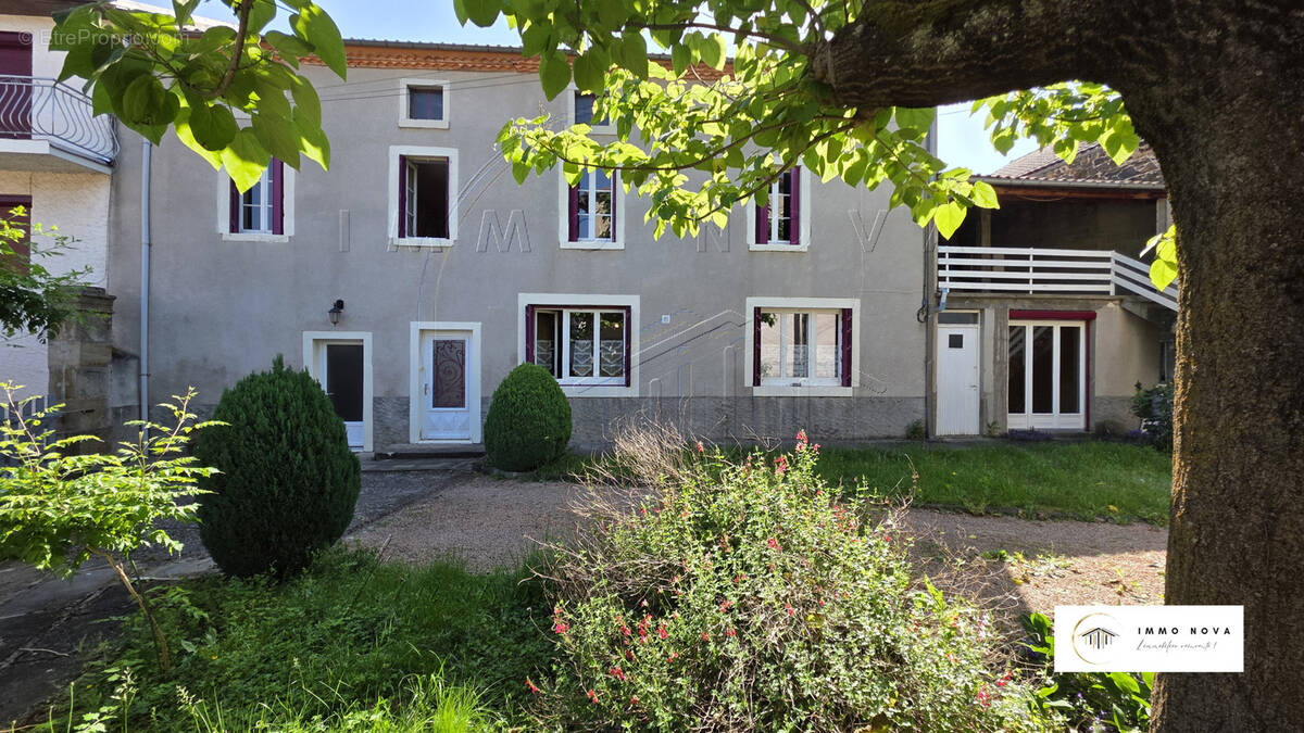 Maison à NESCHERS