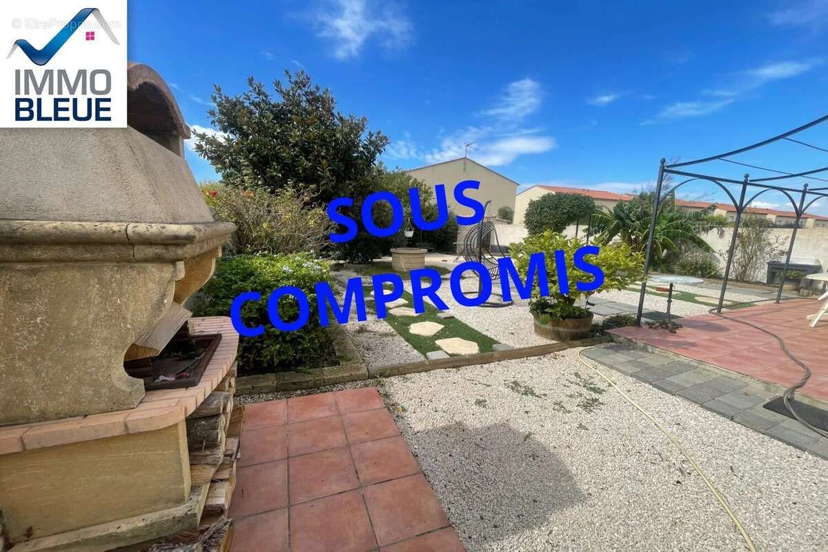 Maison à CHATEAUNEUF-LES-MARTIGUES